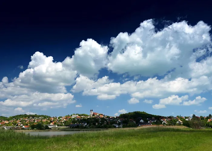 In - Balaton 53130 Zamárdi